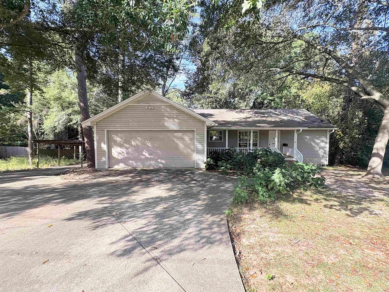 3 bed, 1624 sqft, $1,895 — Photo 2