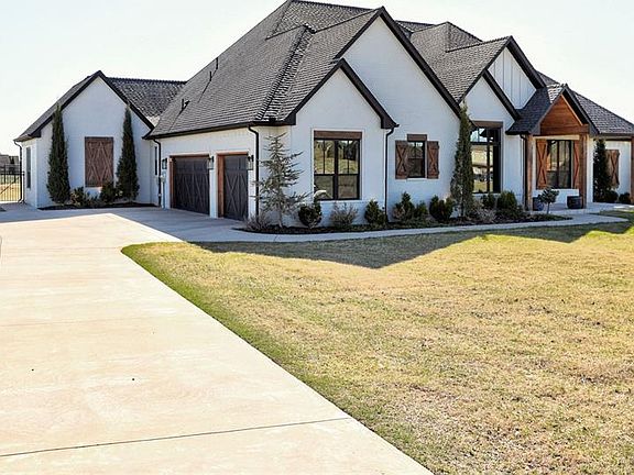 2nd image of 3562 Winding Ridge Dr