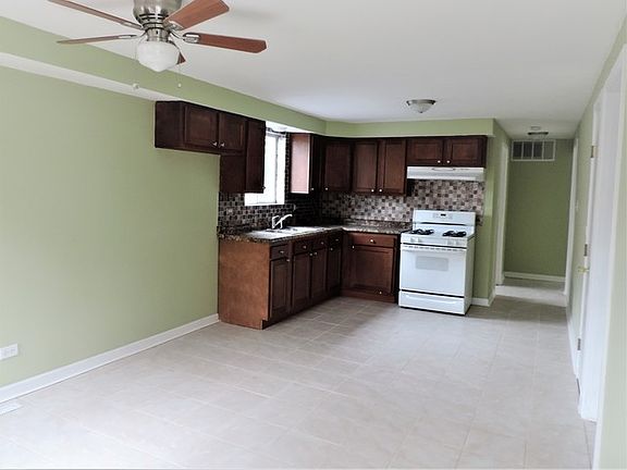 3rd image of 14941 S Cleveland Ave