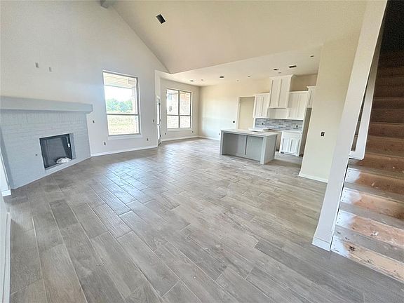 3rd image of 1901 Hamzas Ct
