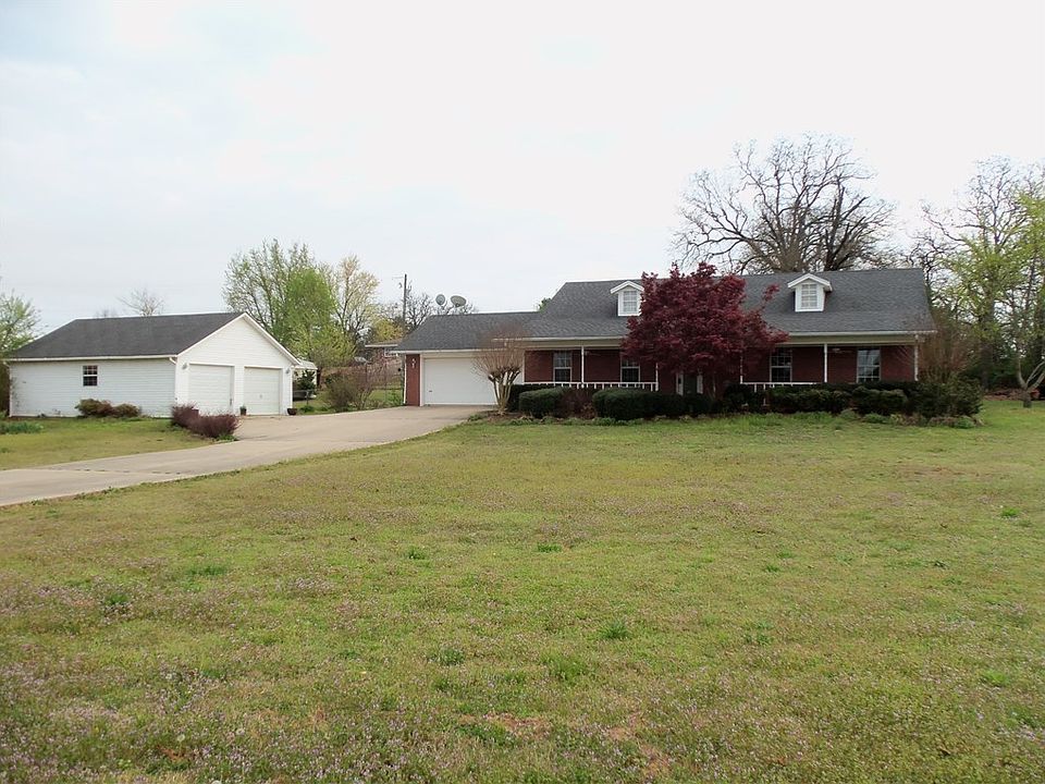 2nd image of 3015 Old Excelsior Rd