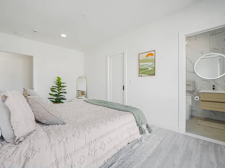 4614 Kennedy Blvd #204 — Photo 10