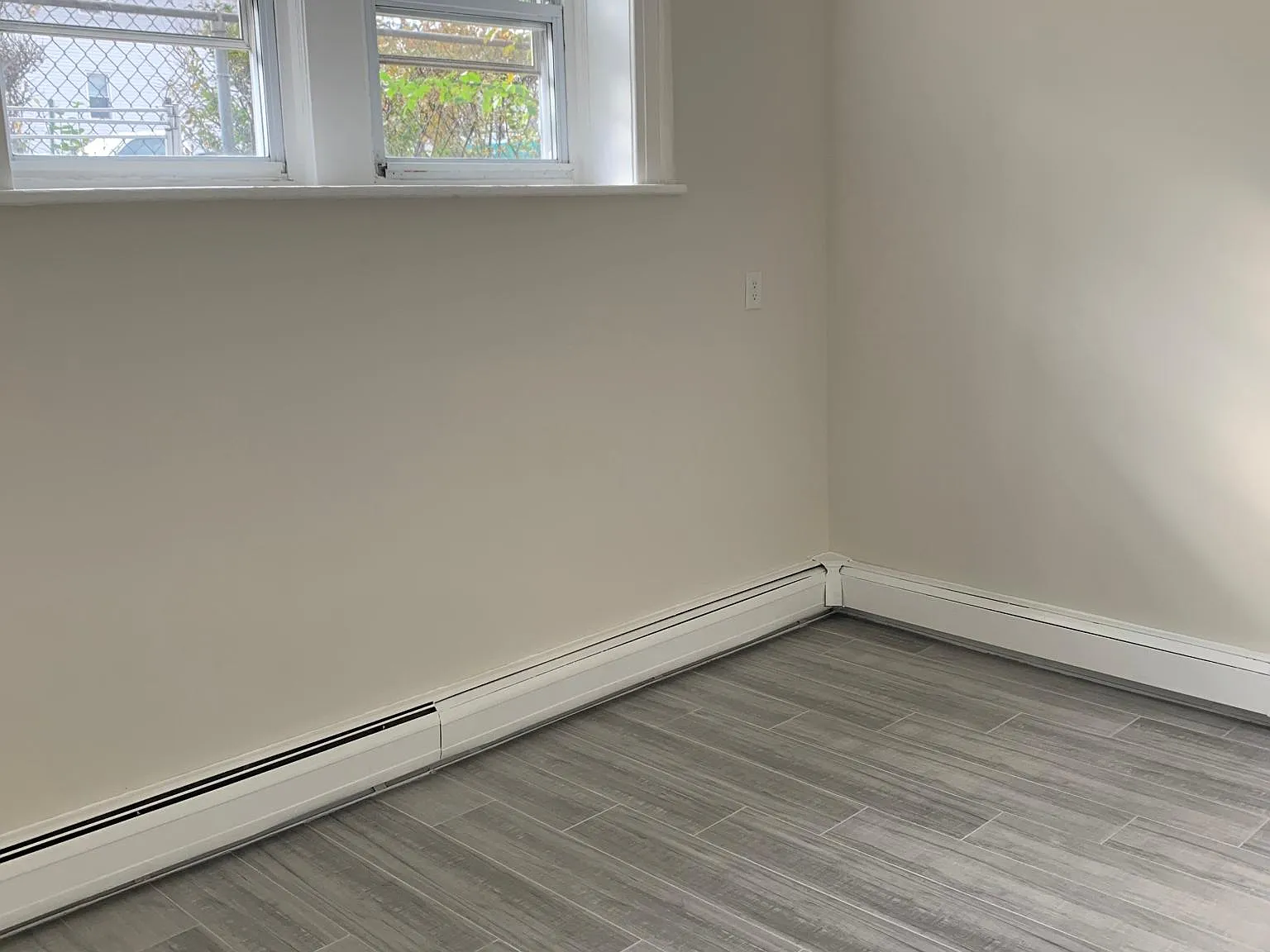 2 bed, 1200 sqft, $1,895 — Photo 3