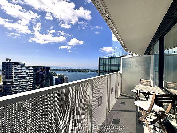 4th image of 100 Harbour St #4508