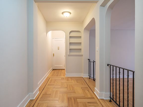 3rd image of 3111 Broadway #4C