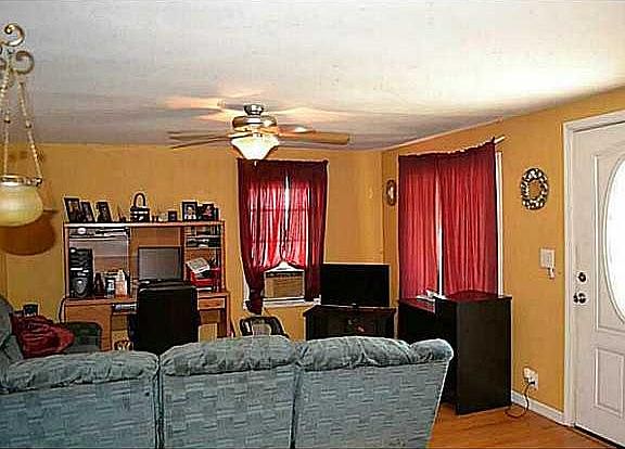5th image of 56 W Jefferson St