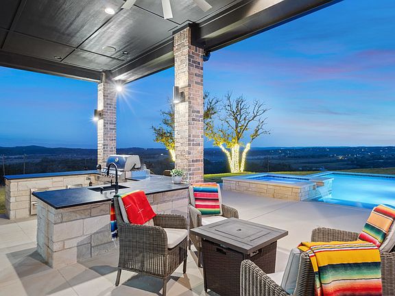 4th image of 260 Chimney Cove Drive