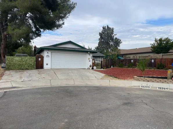 19200 Beachgrove Ct, Santa Clarita, CA 91321