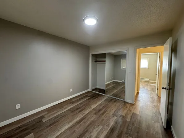 Pine Villa Apartments, 211-219 S Whipple Rd #26, Spokane, WA 99206