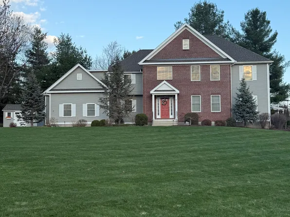 2 Gatehouse Road, Granby, CT 06035