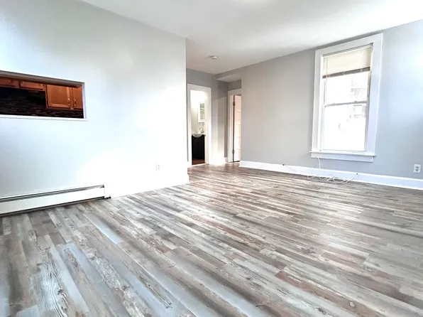 207 N Townsend St #6, Syracuse, NY 13203