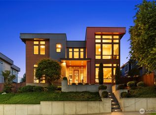 211 NE 65th St, Seattle, WA