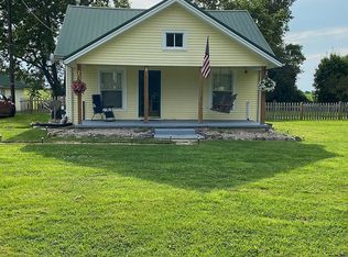3296 Shakertown Rd, Harrodsburg, KY 40330