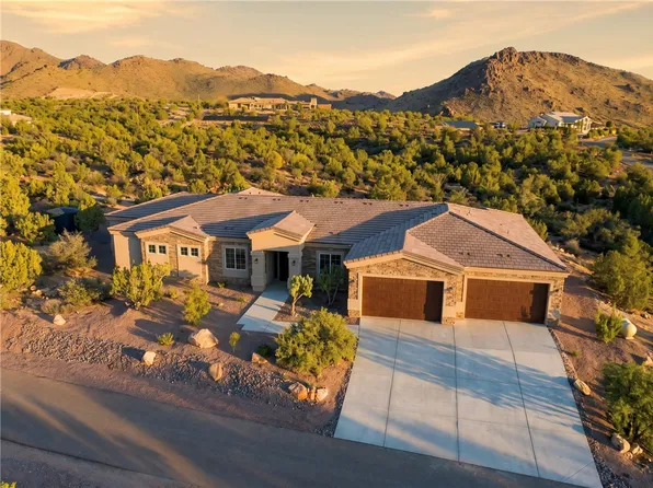 1025 N Juniper Hills Court, Kingman, AZ 86409