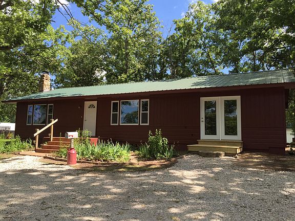 3rd image of 462 Campbell Point Road