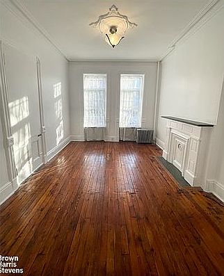 2nd image of 323 15th St #1