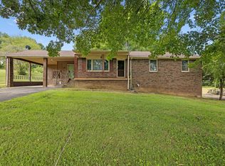 148 Maple St, Gordonsville, TN 38563