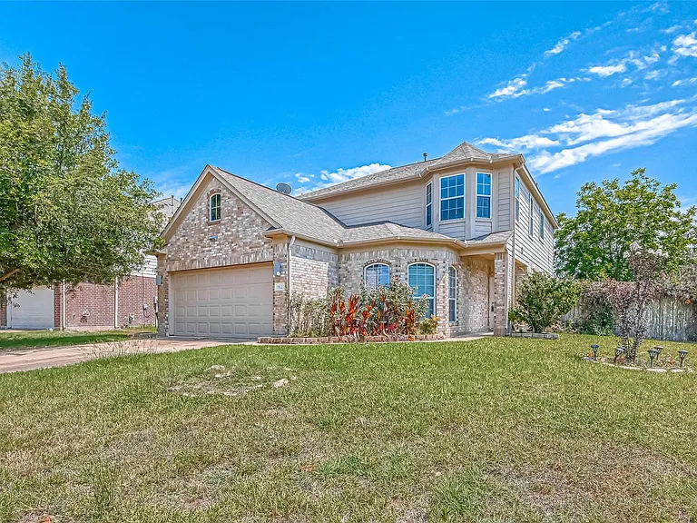 19223 Brook Village Rd — Photo 6