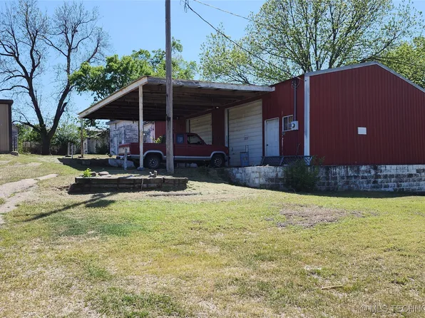 703 Illinois St, Pawnee, OK 74058