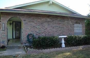 1st image of 8202 Glen Ct