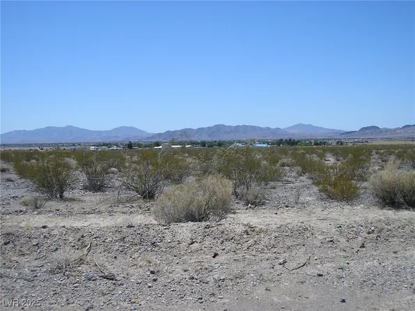 4220 Hawaii Ave, Pahrump, NV 89060