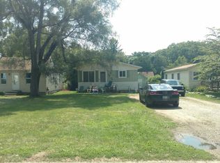 6785 Saline Dr, Waterford, MI