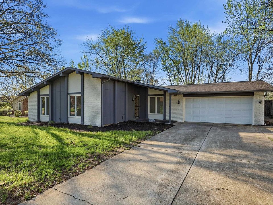 1st image of 9529 Wolf River Pl