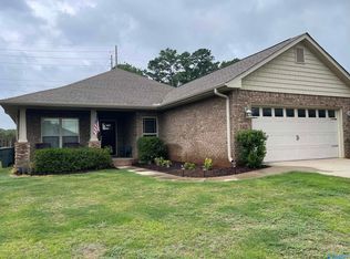 347 Lady Hawk Ln SW, Huntsville, AL 35824