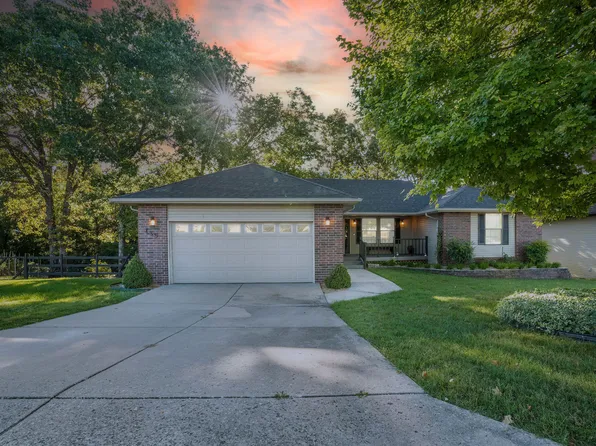 165 Meadow Ridge North, Branson, MO 65616