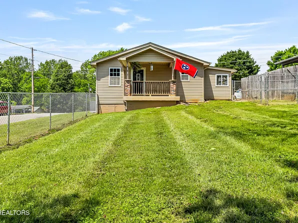 901 E 1st Ave, Lenoir City, TN 37771