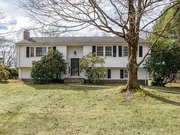 7 Gregory Ln, Wayland, MA 01778