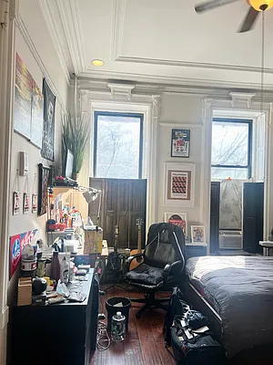 Rented by 50 Stanhope LLC | media 12