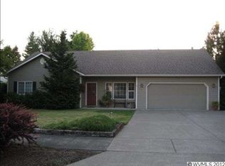 2101 Goldfinch Ave, Stayton, OR 97383