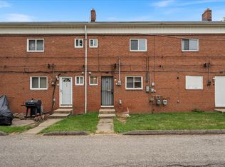 4936 Caroline Dr APT 26, Warrensville Heights, OH 44128