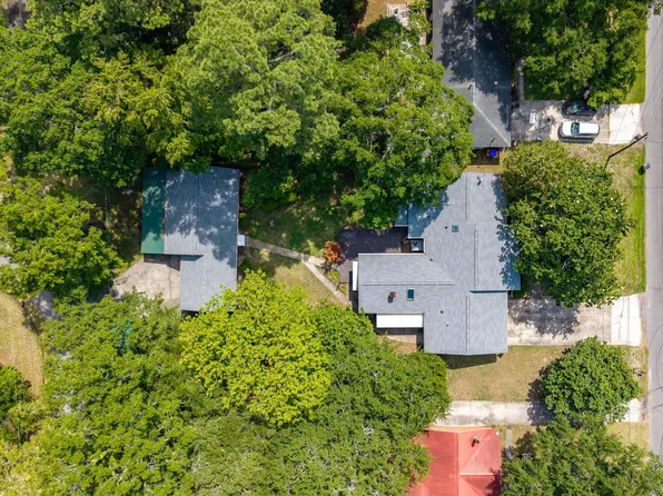 1764 Ashworth Ln, Charleston, SC 29412