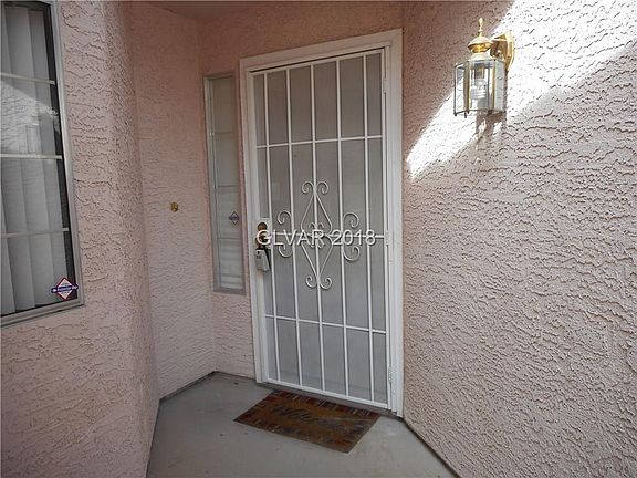 5th image of 73 Fantasia Ln