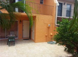 8985 SW 96th Ave, Miami, FL 33176