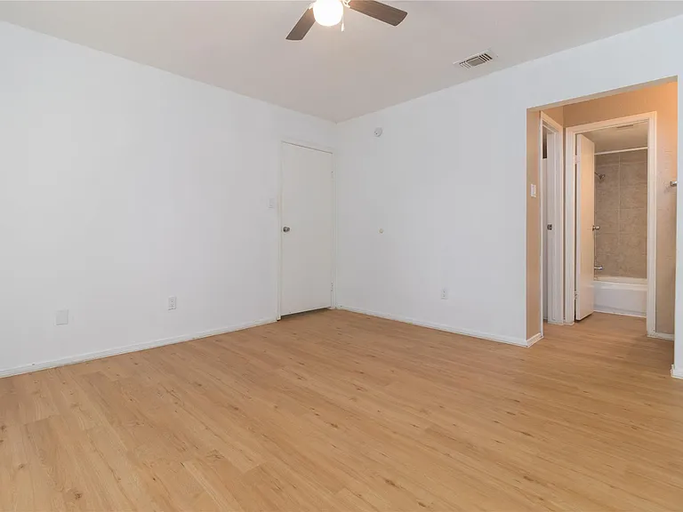 9707 Richmond Ave #134 — Photo 11