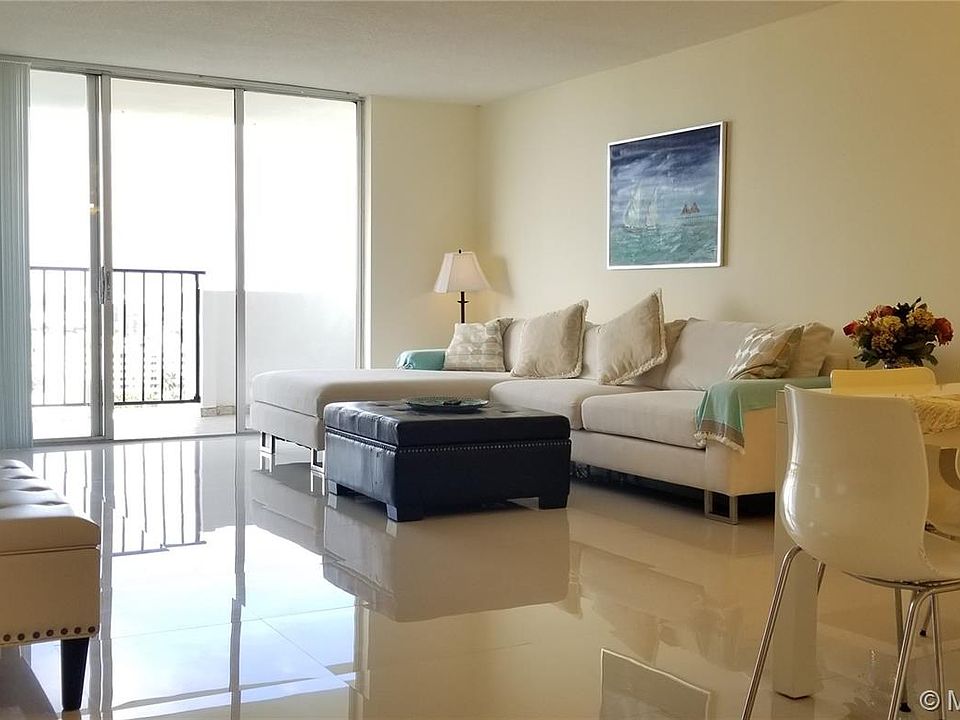 1st image of 2780 NE 183rd St APT 1803