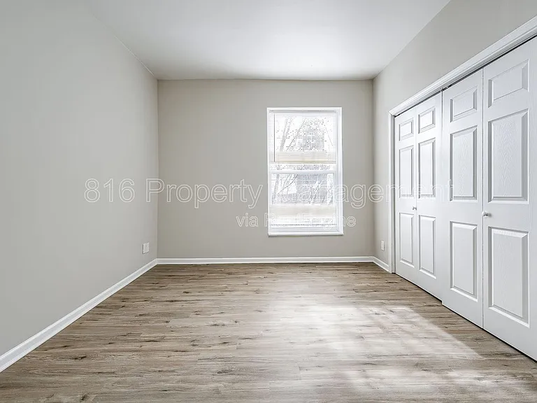 301 Benton Blvd #5 — Photo 12