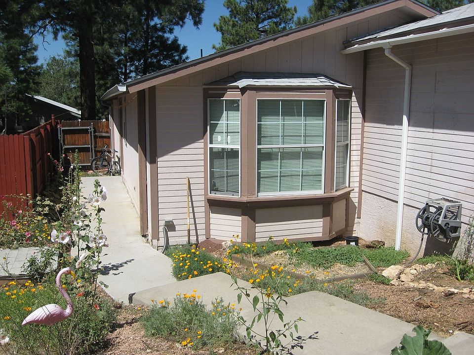 Front entry way with wildflowers