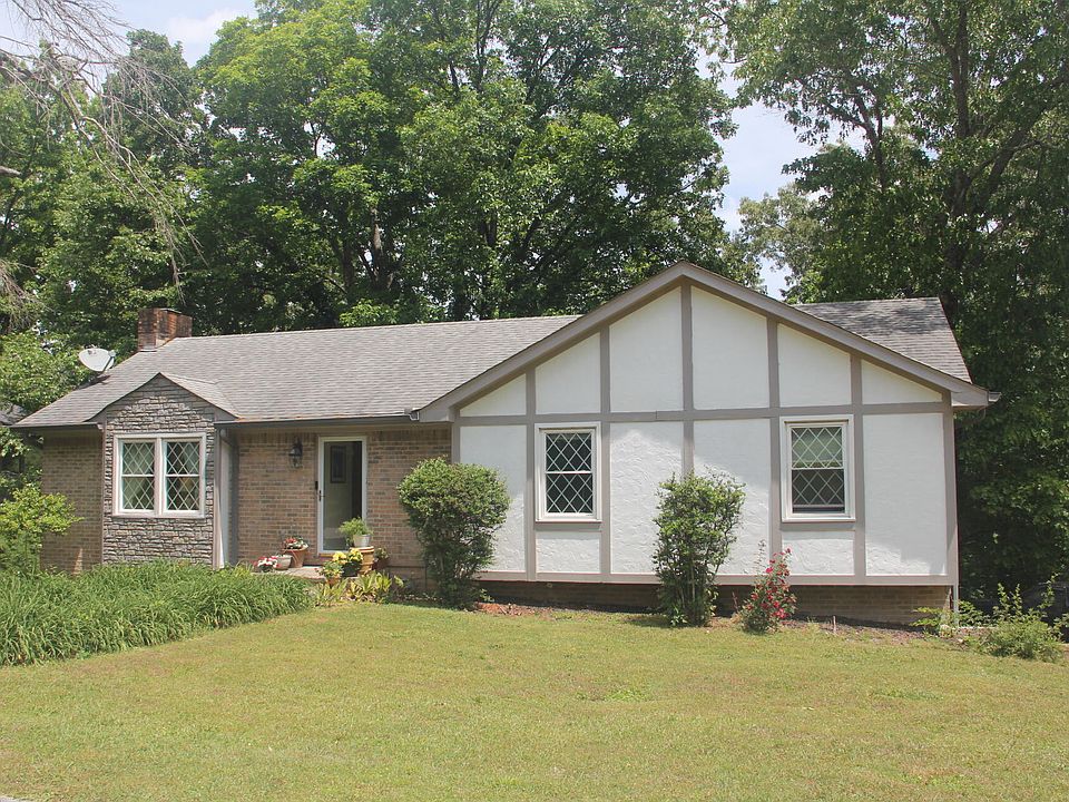 1st image of 552 Elizabeth Crest Rd