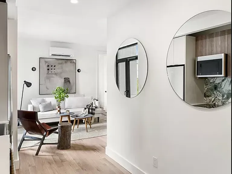 75 McGuinness Blvd #4B — Photo 3