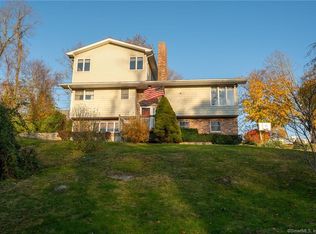 55 Dimmock Rd, Waterford, CT 06385
