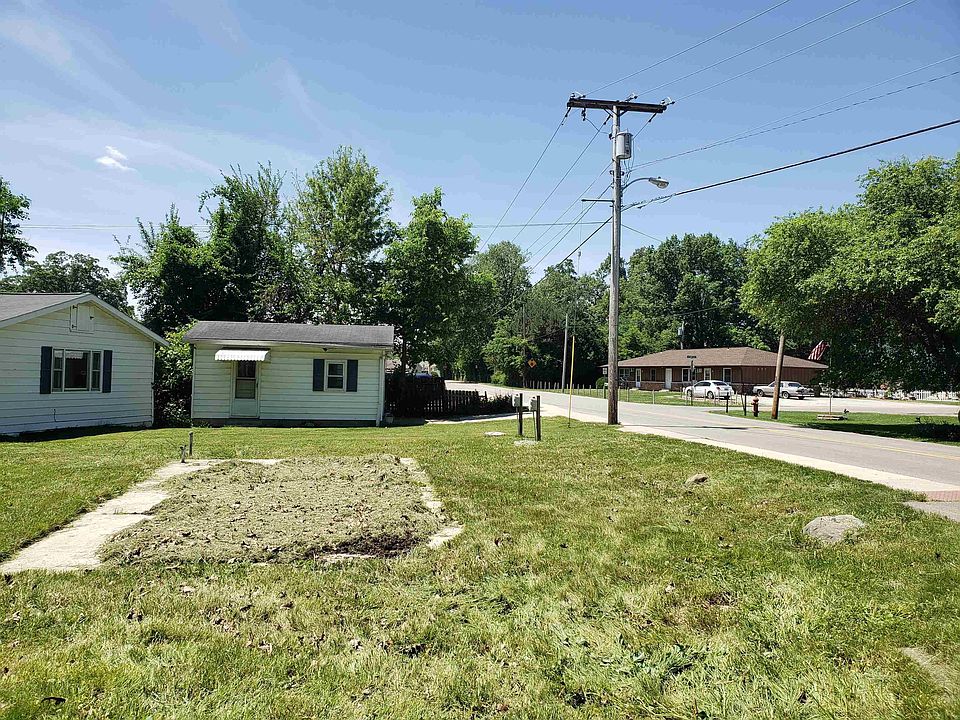 1st image of 1100 S Harkless Dr