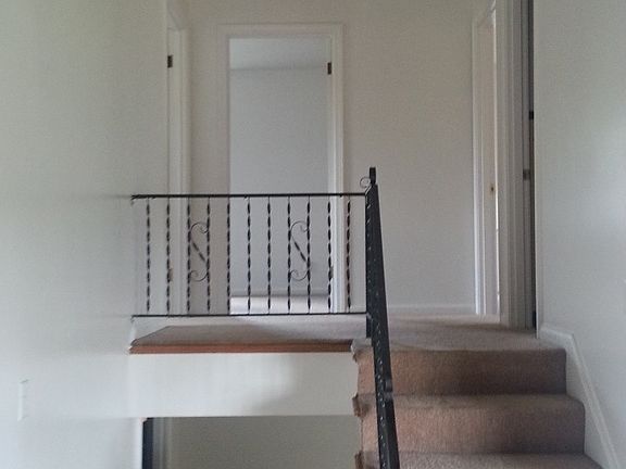 5th image of 2201 Liverpool Ln