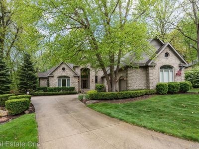 8444 Climbing Way, Pinckney, MI, 48169