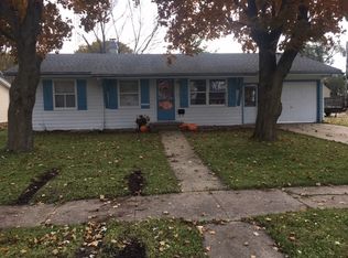 326 Garden Dr, Belvidere, IL 61008