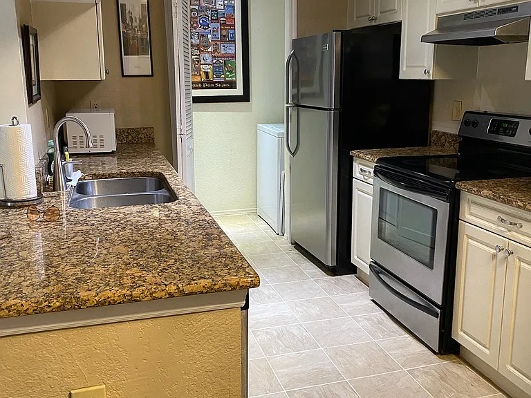 2550 N Alafaya Trl — Photo 7