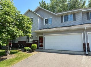 3136 Juniper Ln APT B, Woodbury, MN 55125